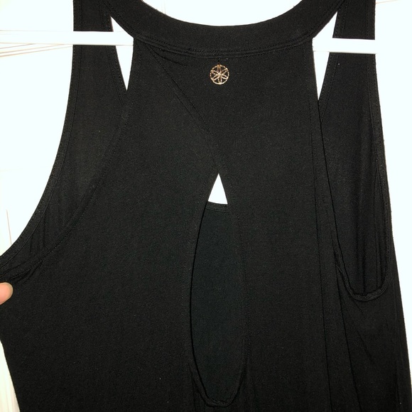 Gaiam tank top - Picture 3 of 4